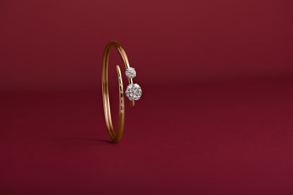 Twister Bloom Diamond Bangle