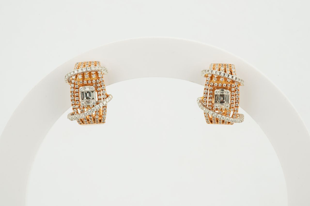 Cadria Link Earrings