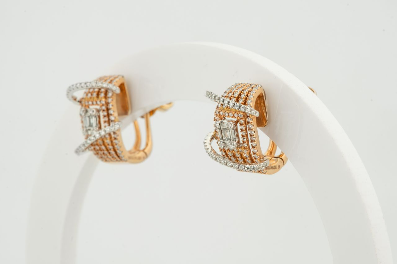 Cadria Link Earrings