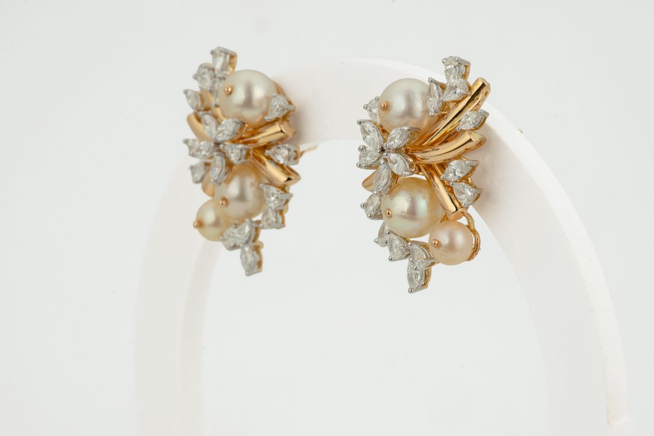 Ivory Pearl Studs